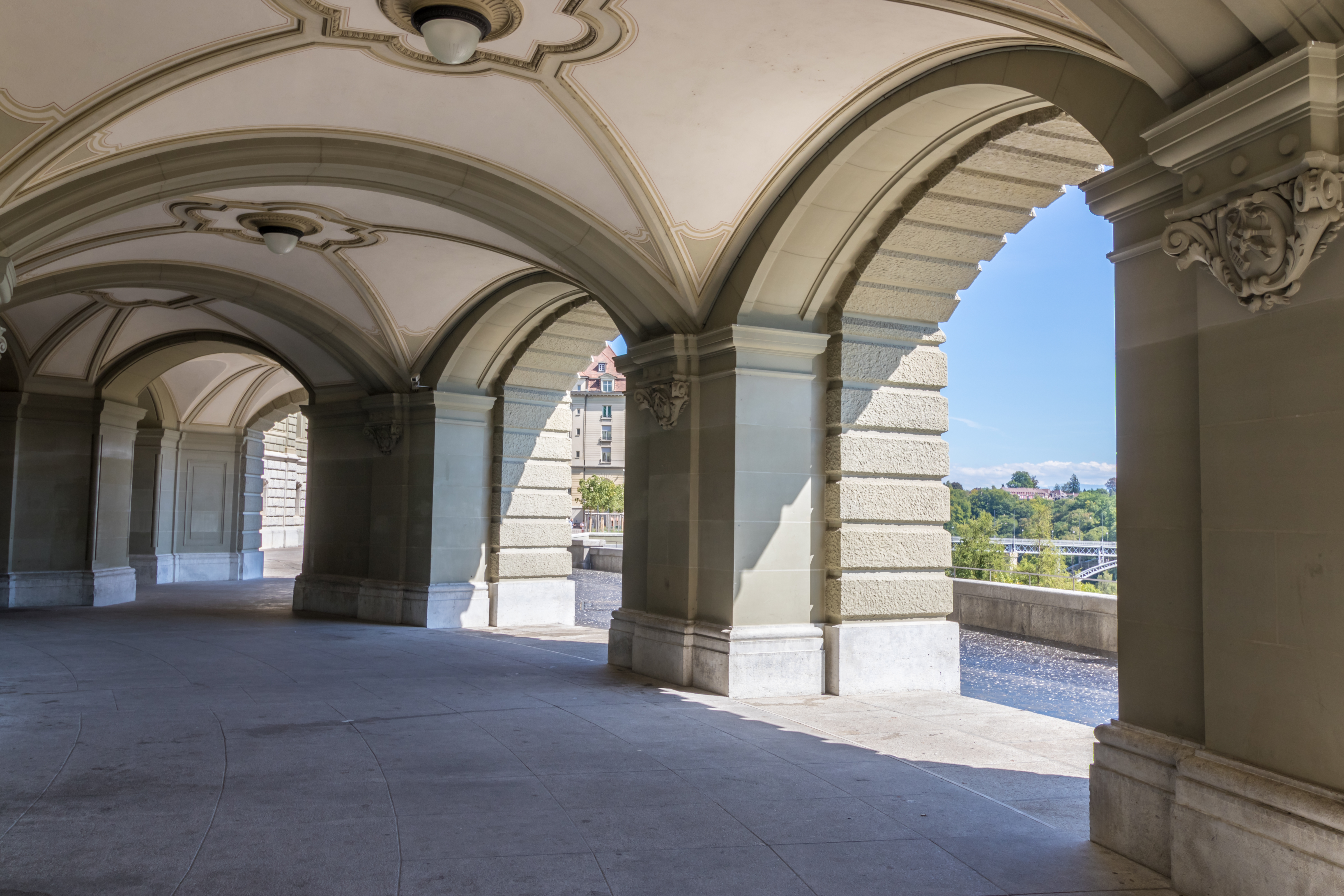 Bundeshaus Torbogen