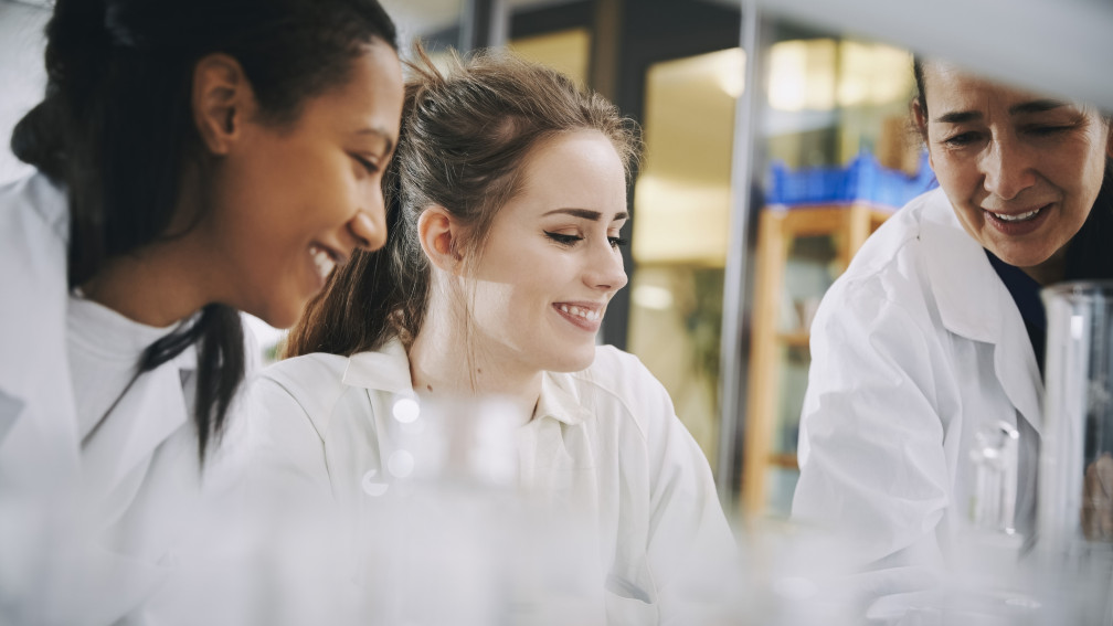 Drei Frauen in der Wissenschaft