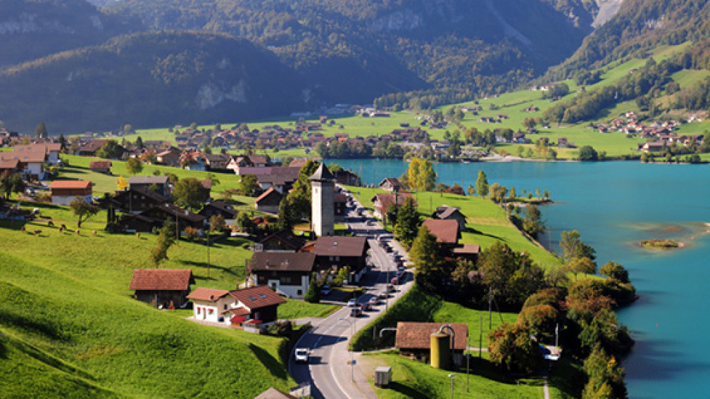 Dorf am See