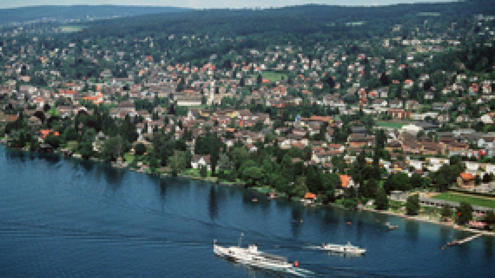 Stadt am See von oben