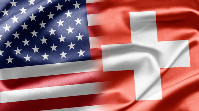 Drapeaux des États-Unis et de la Suisse