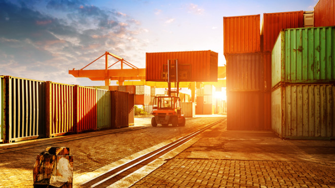 Transfert de conteneurs industriels
