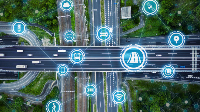 Strassenkreuzung mit Infrastruktursymbolen
