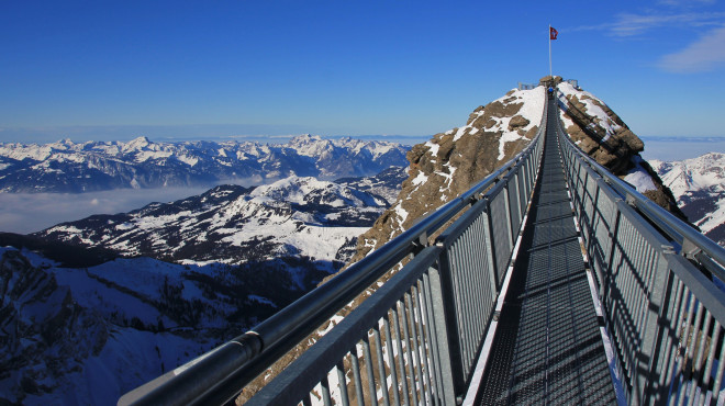 Brüche in den Schwizer Bergen führt zur Bergspitze