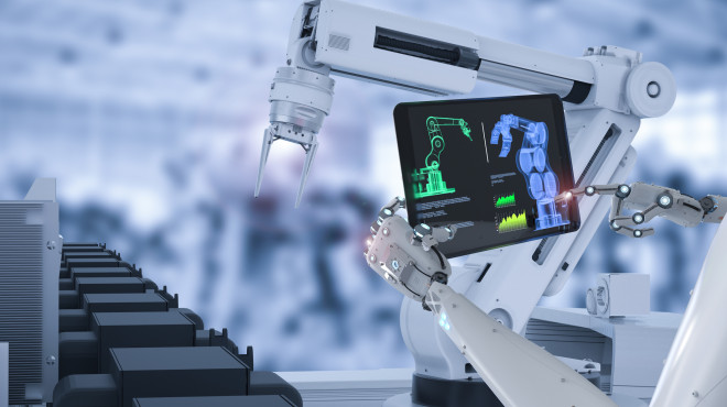 Roboterarm hält IPad