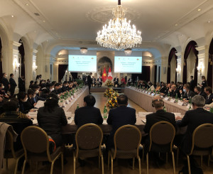 Roundtable CH-Vietnam