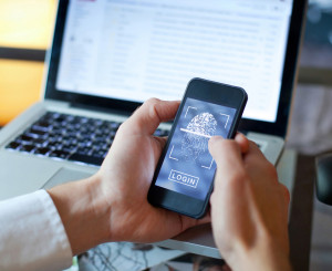 Handy mit Fingerabdruck Login