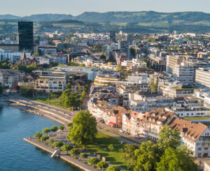Symbolbild: Sicht auf die Stadt Zug