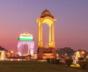 Baldachin und das India Gate in Neu-Delhi