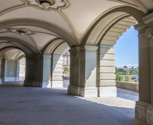 Bundeshaus Torbogen